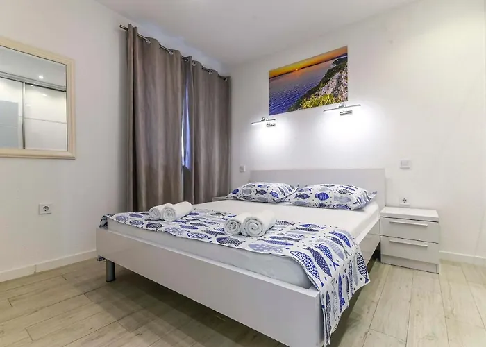 Beach Makarska Apartment Lägenhet Makarska