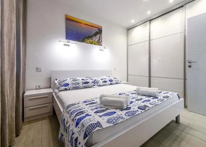Beach Makarska Apartment Apartman *