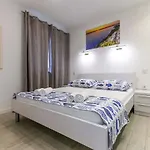 Beach Makarska Apartment Apartman Makarska