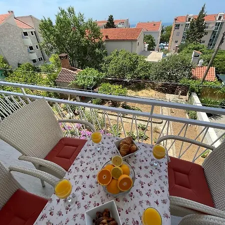 Апартаменты Beach Makarska Apartment Макарска