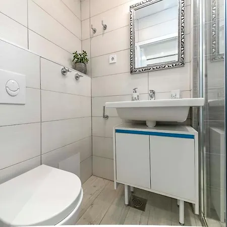 Beach Makarska Apartment Апартаменты