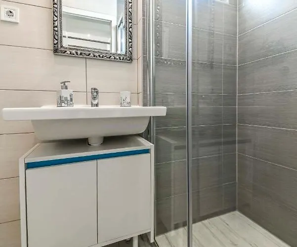 Beach Makarska Apartment *